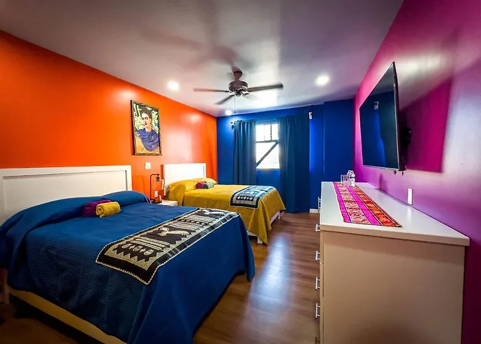 Hotel Cantaritos