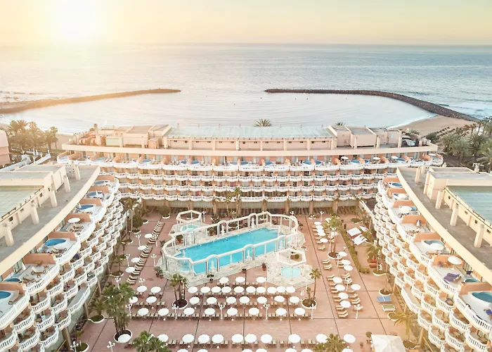 Hotel Cleopatra Palace Playa de las Americas 