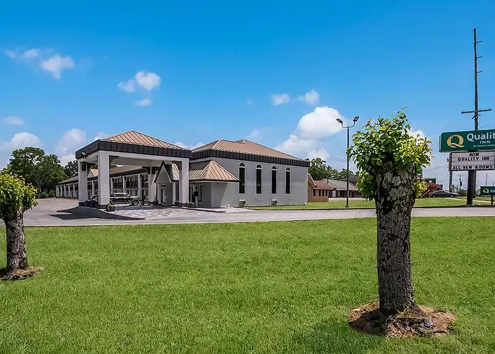 Elberton Hotels