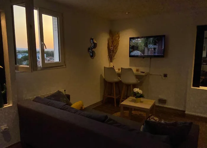 Idealement Situe, Belle Vue Perpignan