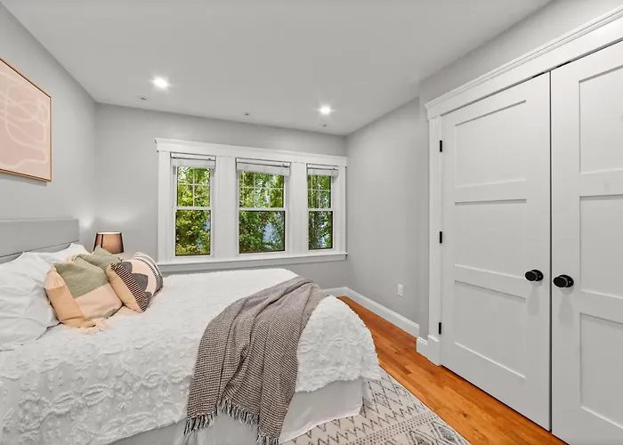Charming Room Boston