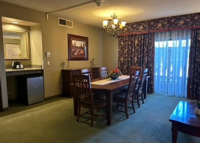 Piccadilly Inn Airport Fresno