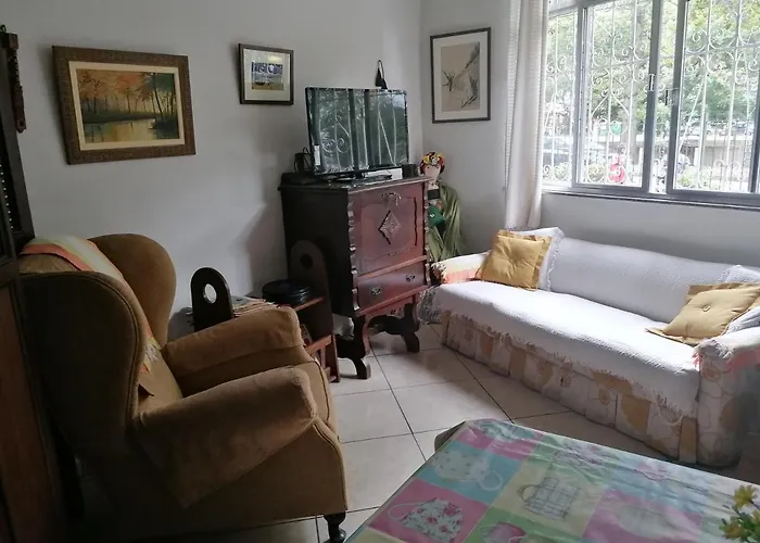 Friburgo Inn - Quarto Em Apartamento Compartilhado No Centro De Friburgo