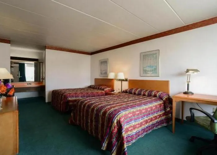 Maryville Hotels