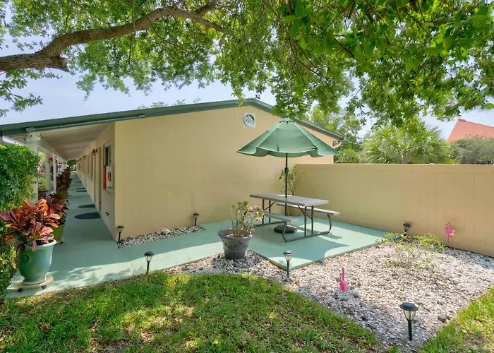 Tequesta Hotels
