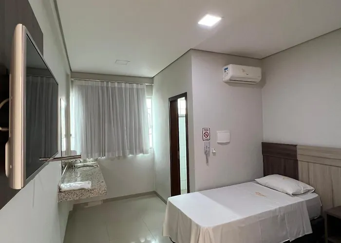 Hotel Petroshop Palmas 