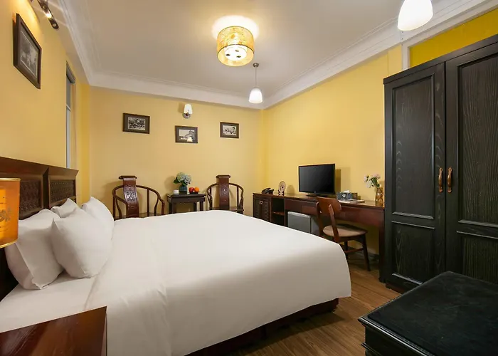Classic Street Hotel