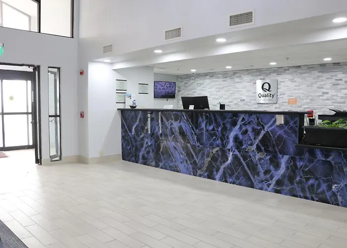 Quality Inn & Suites Buda