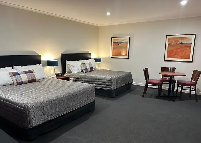Westland Hotel Motel