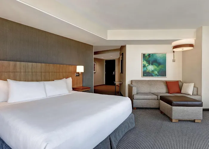 Hyatt Place Bloomington / Normal