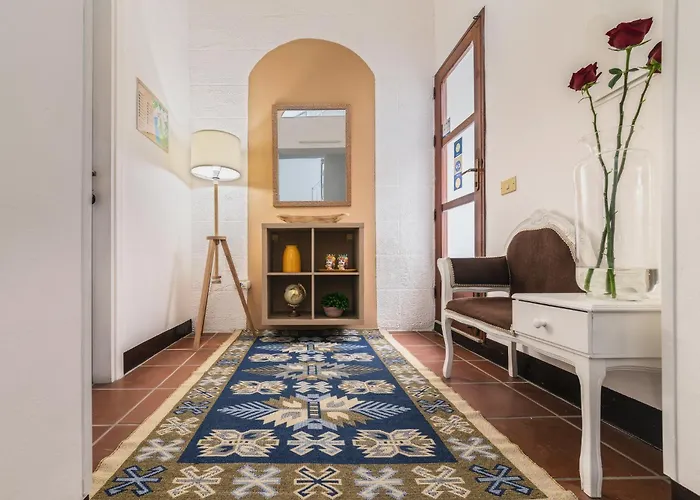 Voilà Rooms Guest House Terrasini