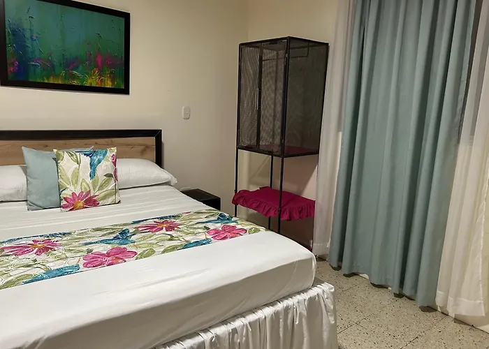 Hotel Bisou Cali