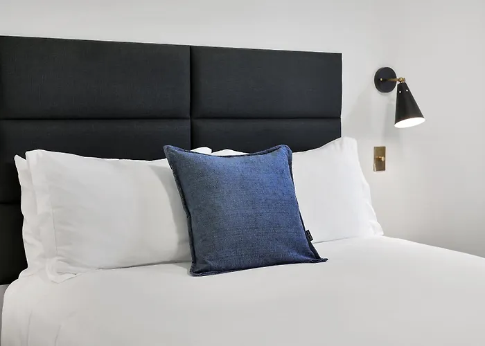 Mount Shasta Hotels