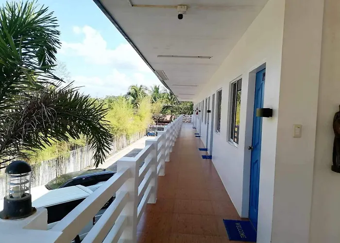Brizo Hotel And Beach Resort Bataan