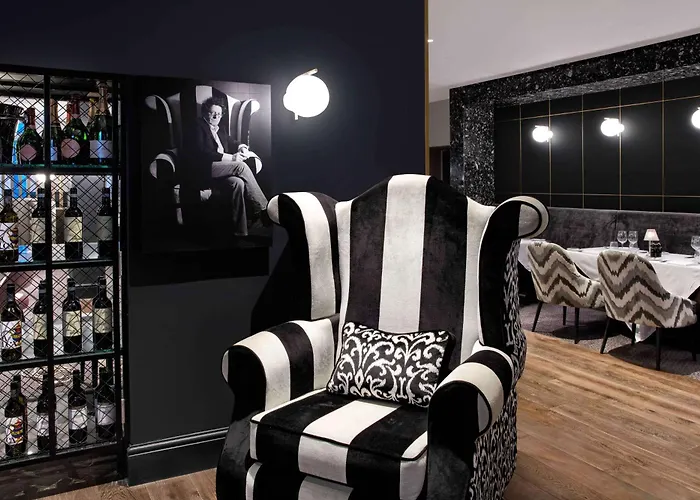 Edinburgh Hotels