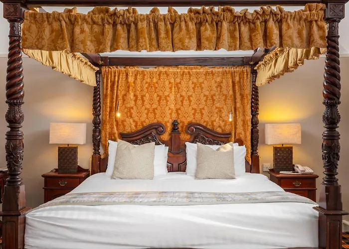 Dingwall Hotels
