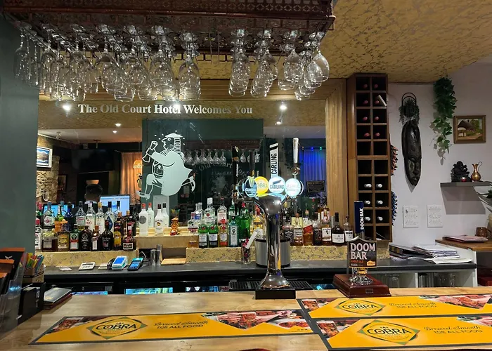 Witney City Center Hotels