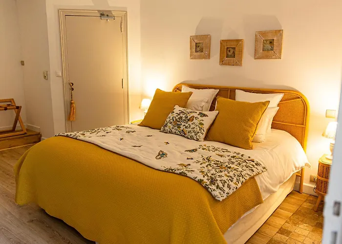 Noves Hotels