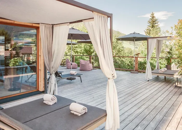 Almmonte Sensum Suites - Funky Living Hotel Wagrain