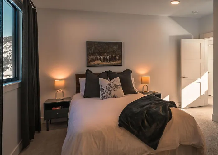 Big Sky Hotels