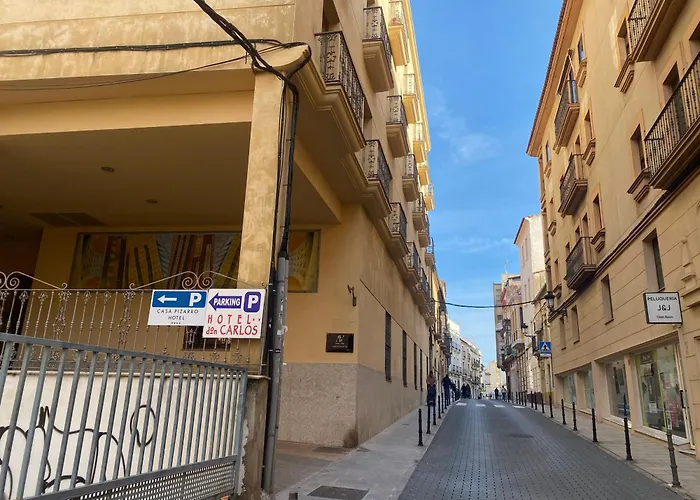Casa Pizarro Hotel Caces