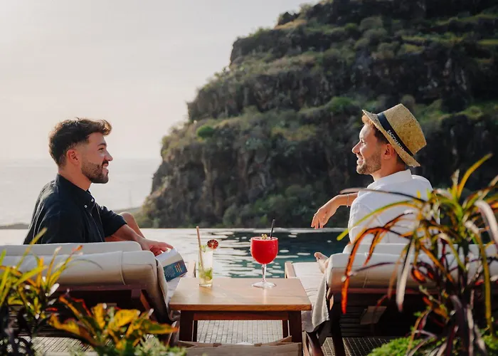 Hotels in Calheta (Madeira)