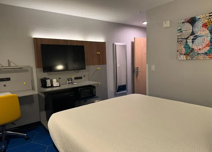 Independence Hotels