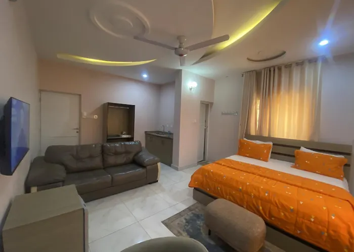 C7 Hazelwood Residence&Suites Abuja
