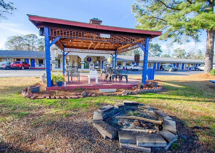Plymouth Hotels