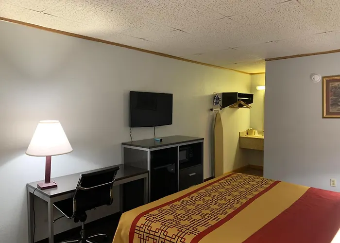 Pigeon Forge Parkway Inn