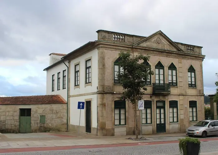 Estrebuela House Acomodação com café da manhã Paredes 