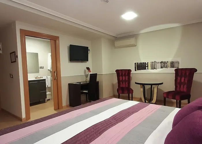 Hostal El Lechuguero Cascante