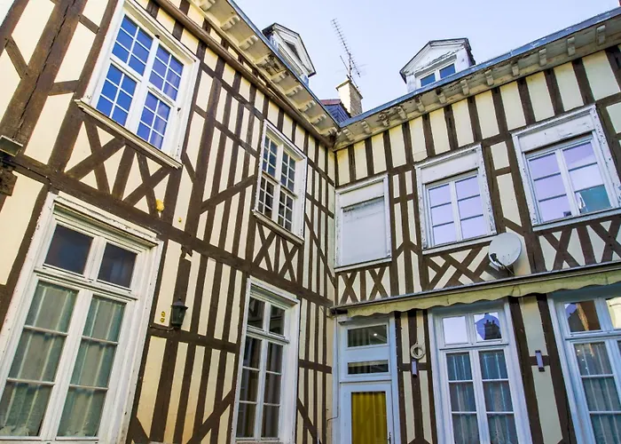 Troyes Aparthotels