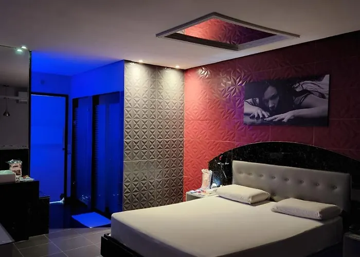Status Motel Perimetral Adults Only Olinda