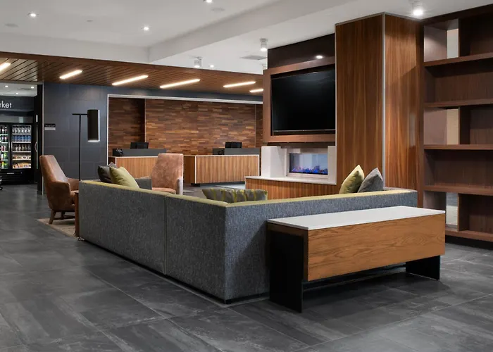 Courtyard By Marriott Edina Bloomington Hotel