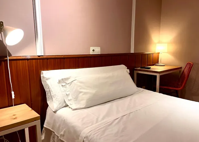 Hostal La Vera Madri