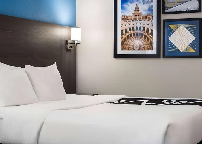 La Quinta By Wyndham Round Rock North Hotel