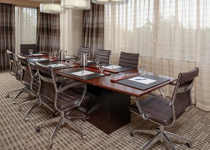 Doubletree By Hilton Kansas City - Overland Park