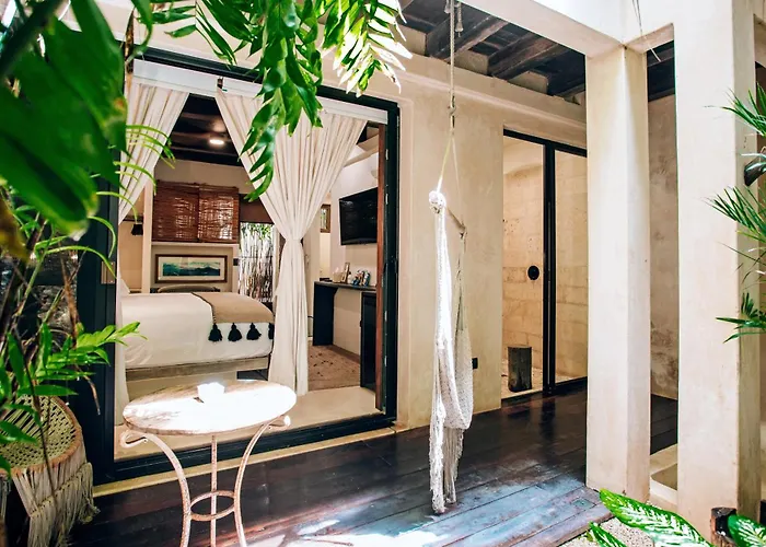 Orchid House Tulum Jungle Hotel