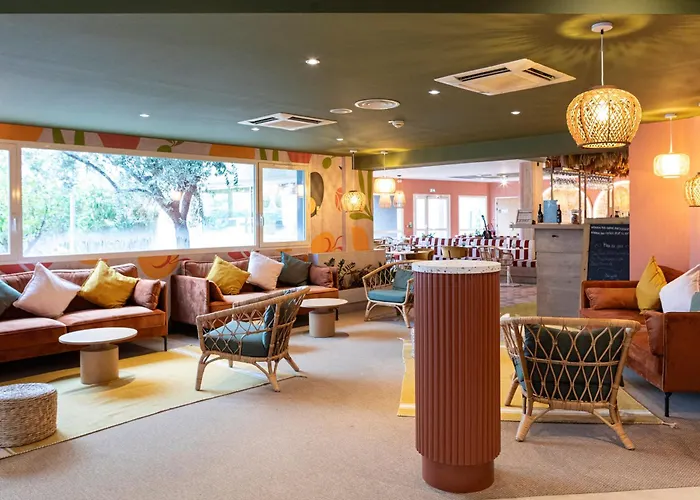 Hotel Ibis Istres Trigance