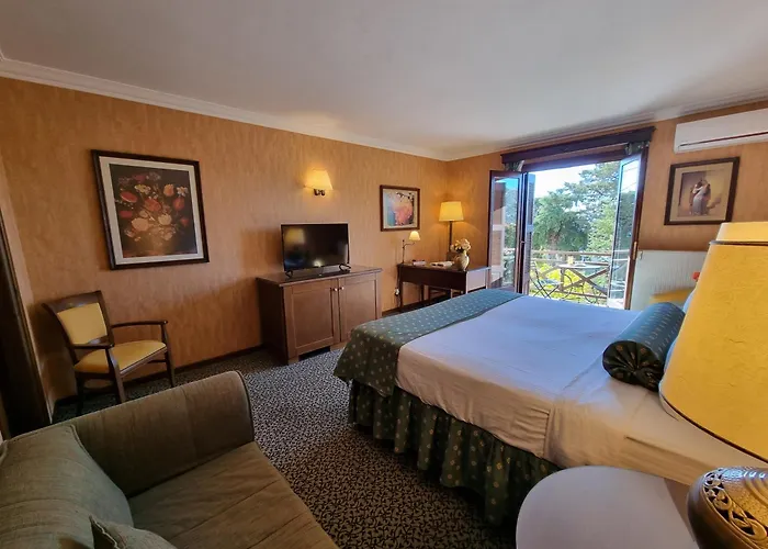 Hotels in Arachova