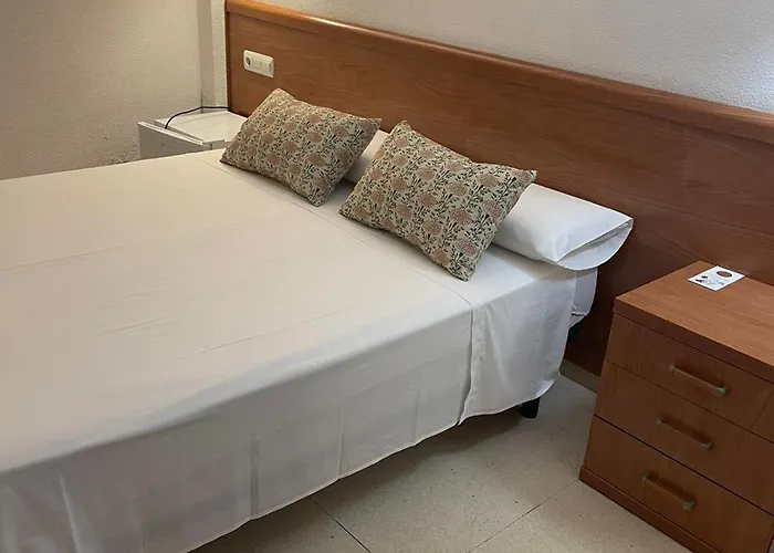 Hostal María Elche