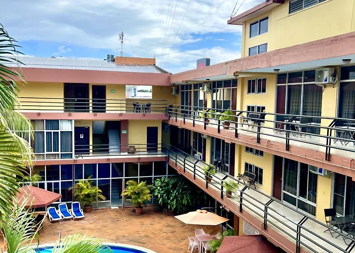 Gran Hotel Paris La Ceiba