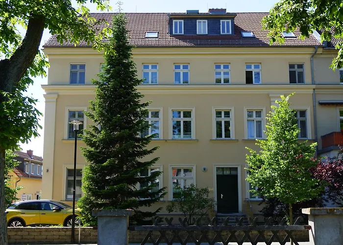 Einraumapartment mit Seeblickbalkon Rheinsberg