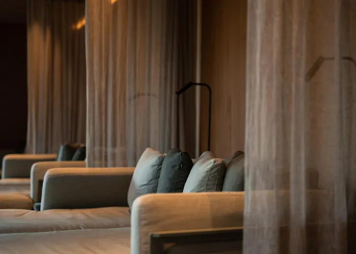Hotel a Postal / Burgstall