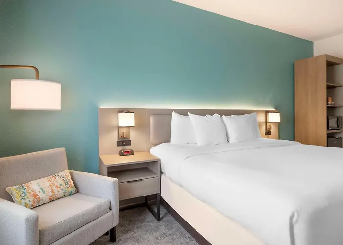 Comfort Inn & Suites Davenport - Quad Cities
