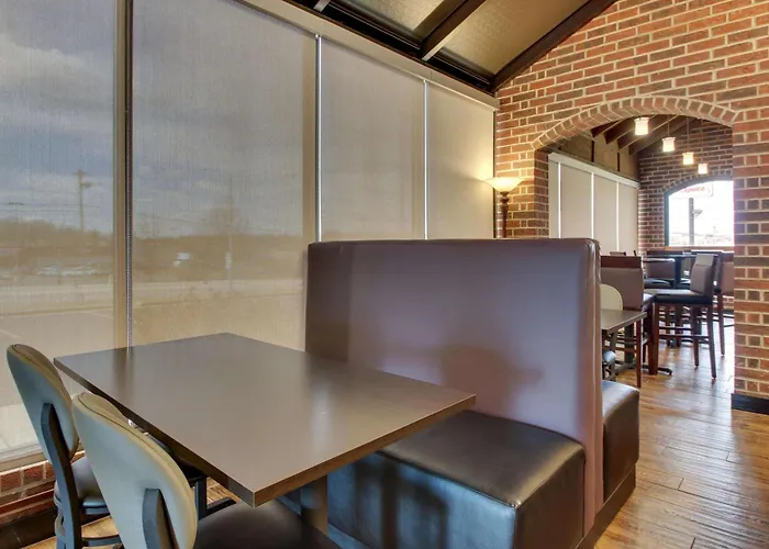 Poplar Bluff Hotels