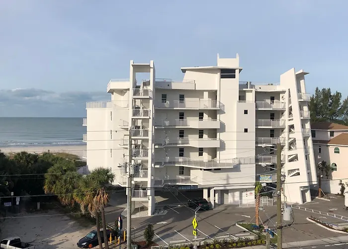 Provident Oceana Beachfront Suites St. Pete Beach