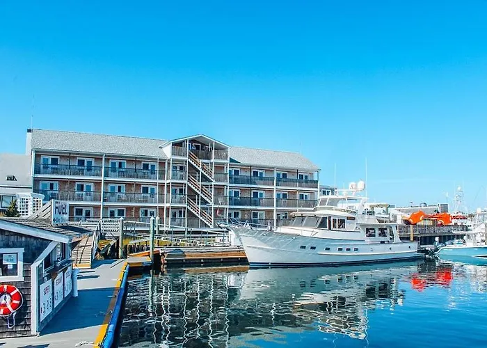 The Hotel At Cape Ann Marina