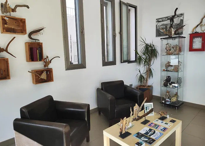 Hotel Alboran